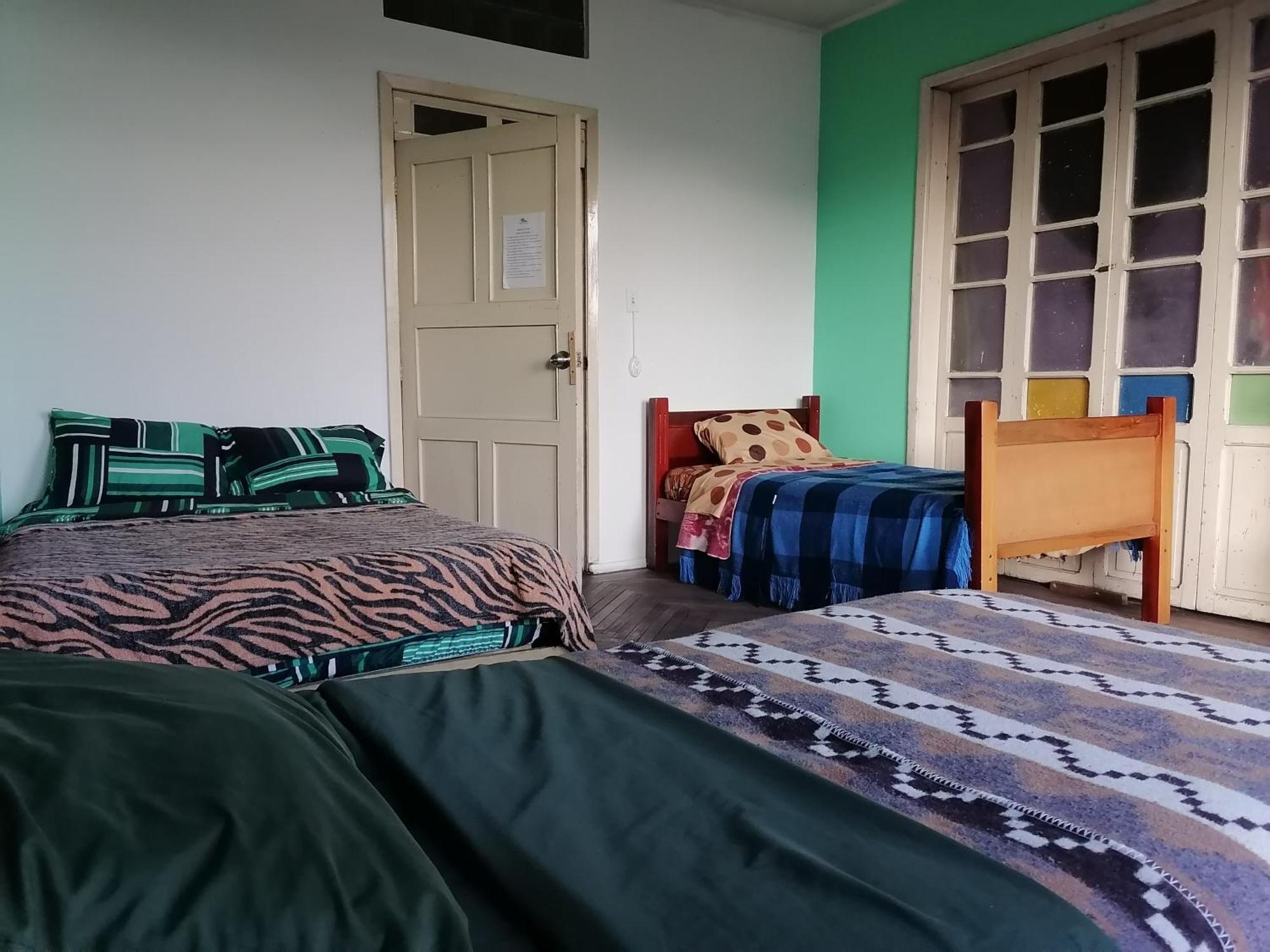Latinos Brothers House كويتو الغرفة الصورة